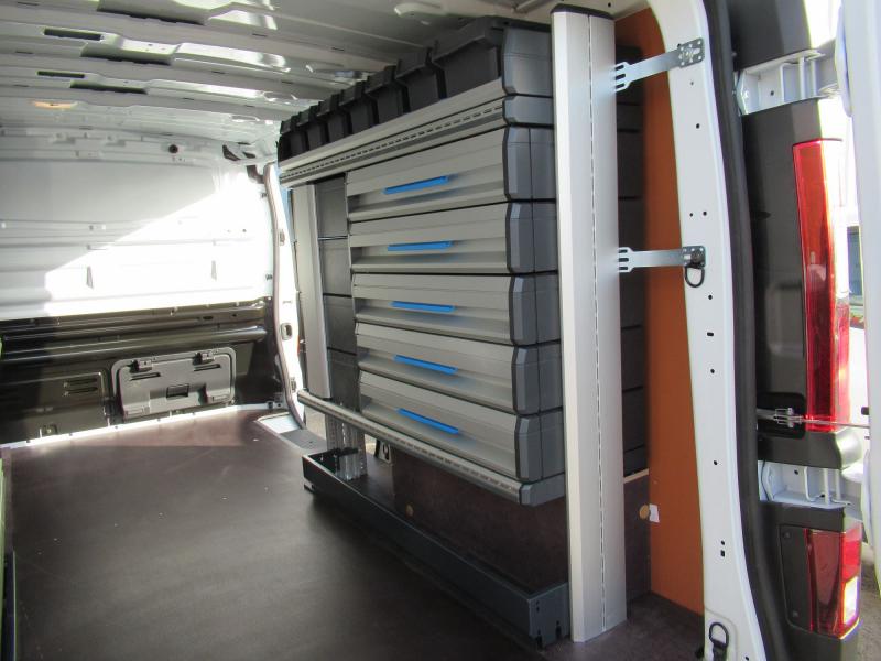 AMENAGEMENT METALLIQUE 08