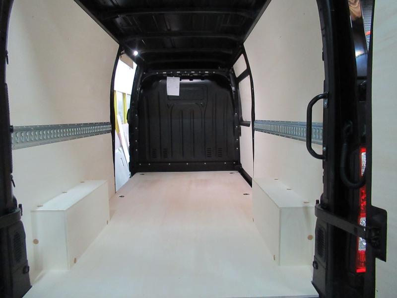 10 PROTECTION BOIS AVEC RAIL D'ARRIMAGE POIDS LOURD