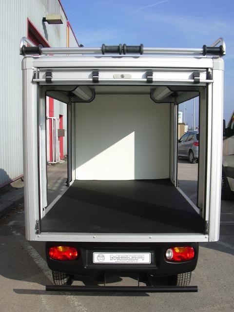 09 PROTECTION BOIS AVEC TAPIS CAOUTCHOUC