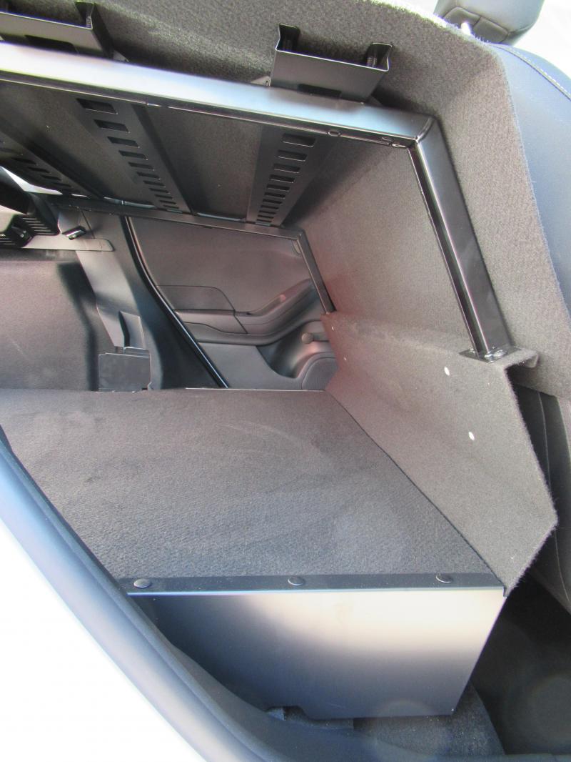 07 TRANSFORAMTION DERIVE VP AVEC TABLETTE VUE PORTE LATERALE