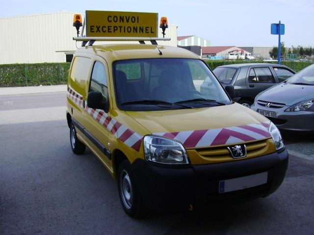 10 BARRE DE SIGNALISATION CONVOI EXCEPTIONNEL + BALISAGE